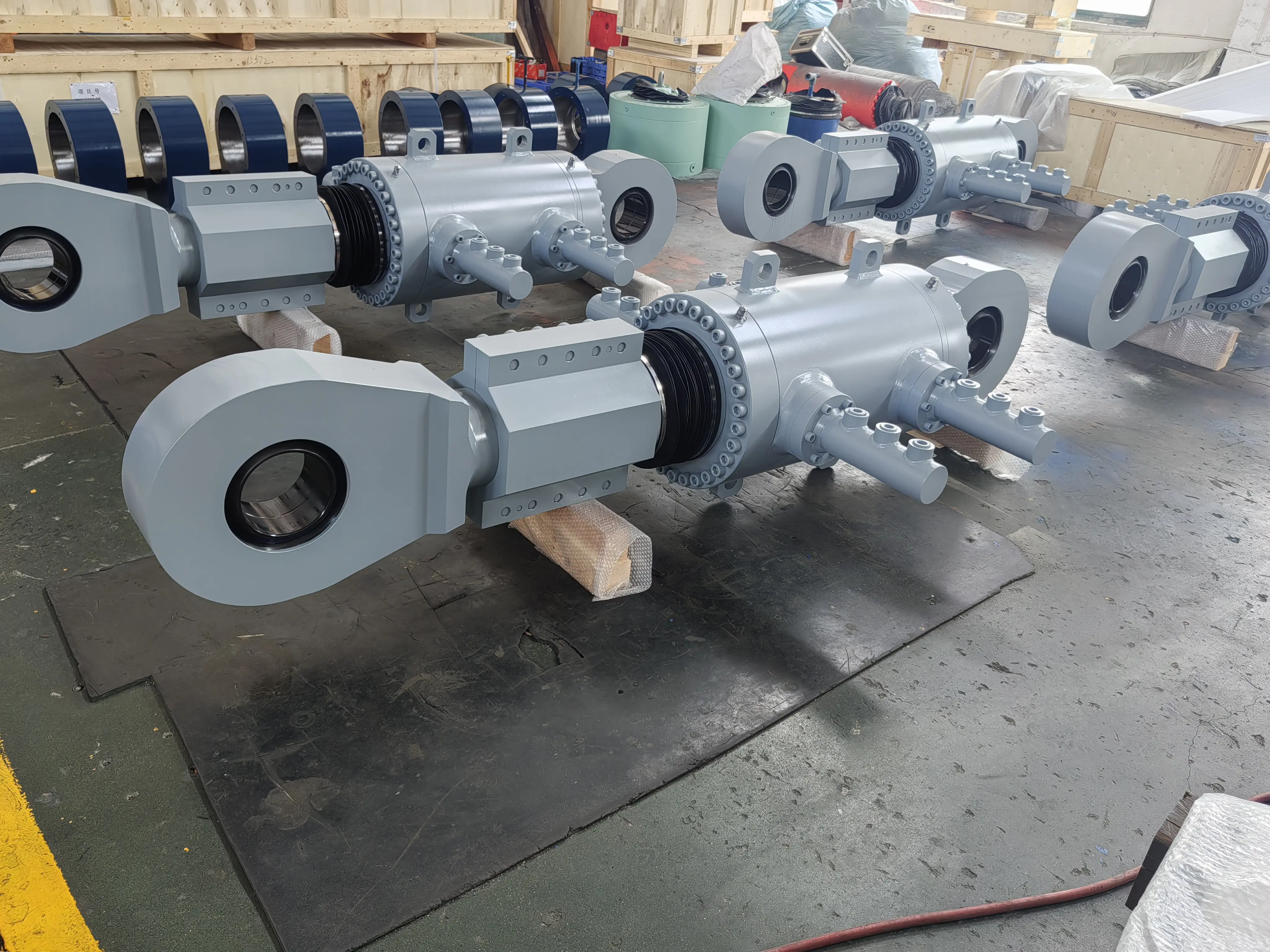 Cost-Effective Hydraulic Cylinder for Tianjin Cement Design Institute (TCD/TRM) Vertical Roller Mill Manufacturer, Exporters