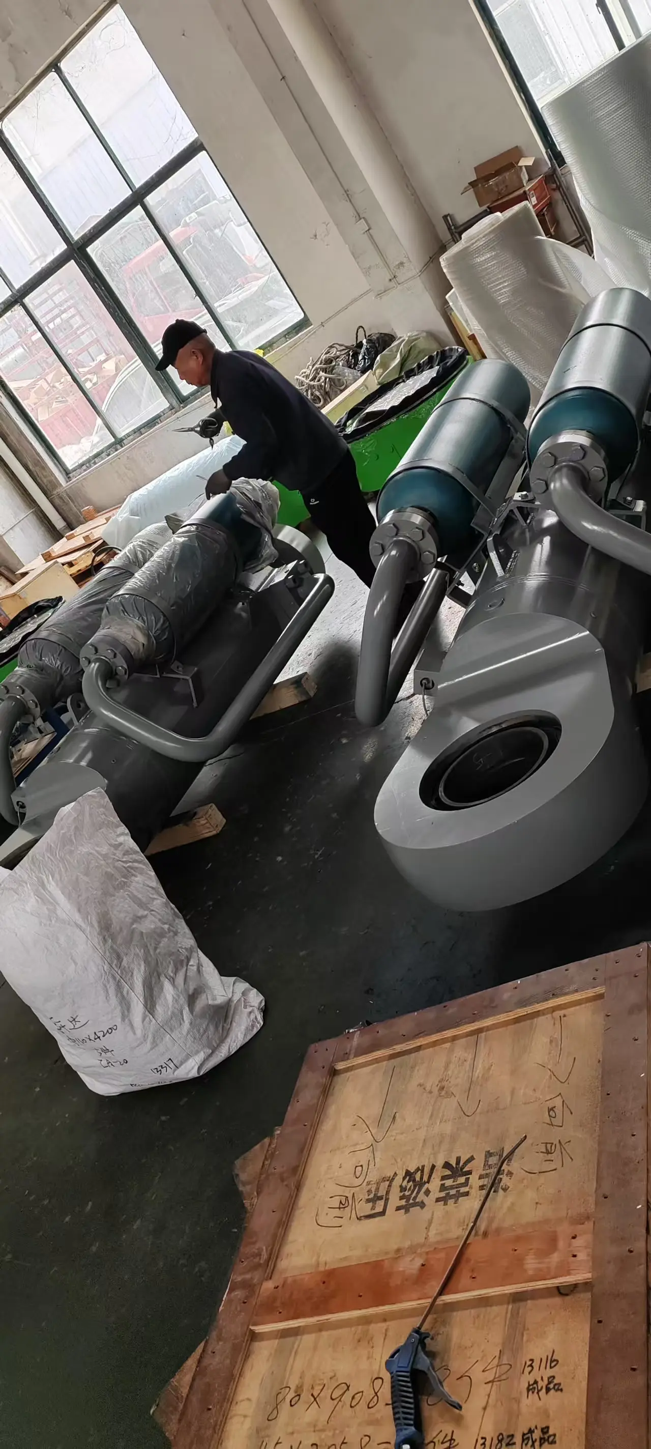 China Hydraulic Cylinder for Pfeiffer MPS Vertical Roller Mill Exporters, Exporter