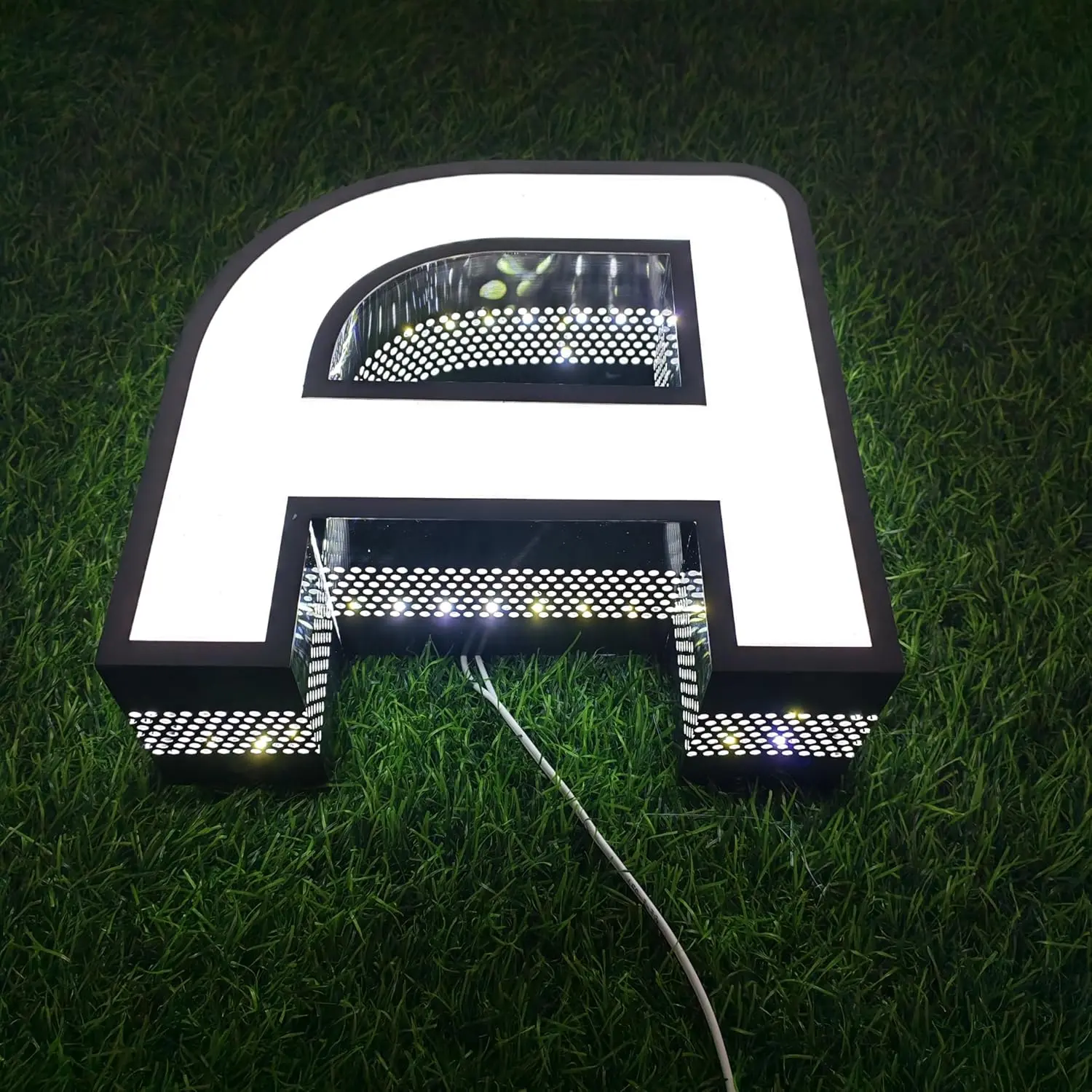 Frontlit Letter Case 3