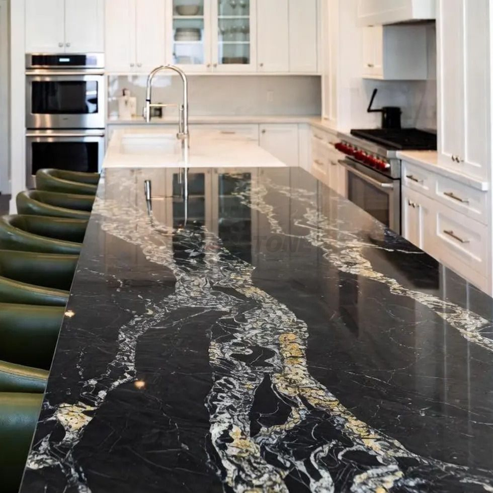 Bancada de Cozinha em Mármore Nero Marquina de Luxo com Superfície de Pedra Preta Polida Design Moderno de Armário de Bar em Casa