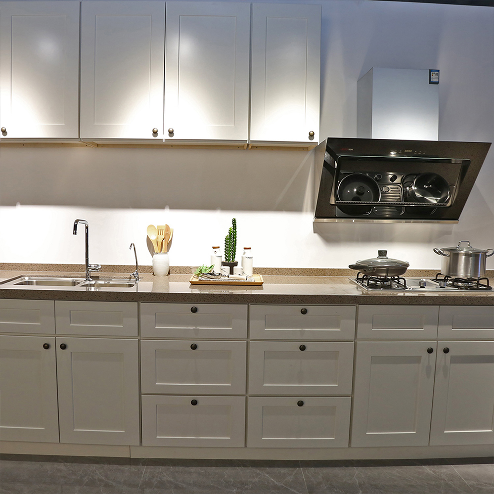 Móveis de cozinha de design personalizado com armários de ilha de luxo com acabamento em laca e pia dupla, armário de cozinha moderno