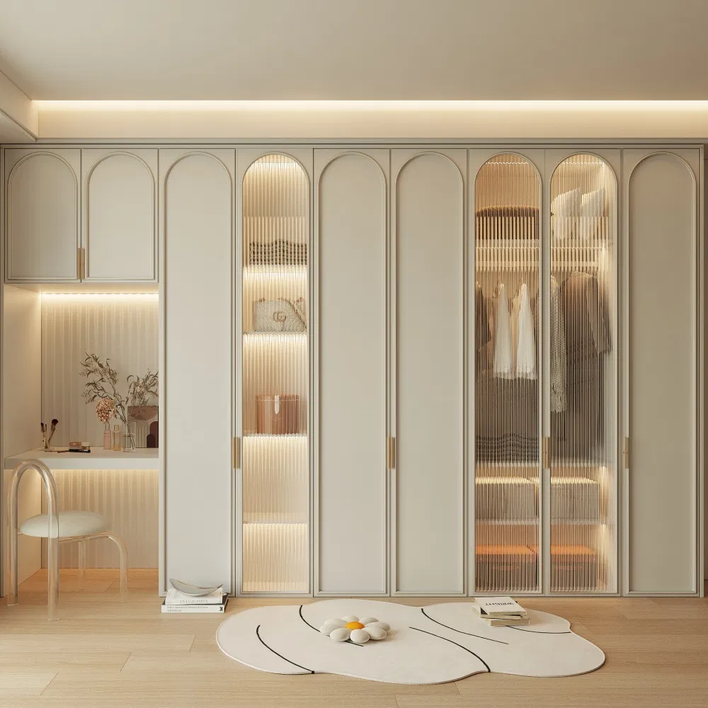 Design de Armários de Quarto em Madeira Sólida Branca Europeia com Porta de Vidro e Faixa de Luz