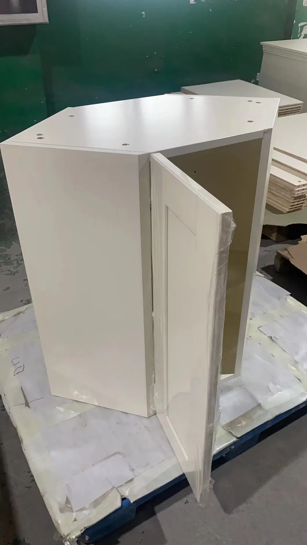 Armários de Cozinha de Canto Senhora Susan com Porta em Estilo Shaker