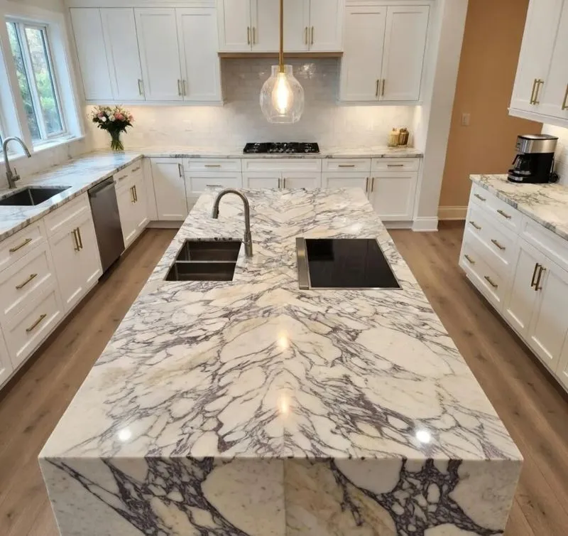 Ilha de Cozinha de Mármore Calacatta Viola Personalizada de Luxo com Topo de Contraposição Roxo e Branco para Interiores Residenciais e Comerciais Modernos