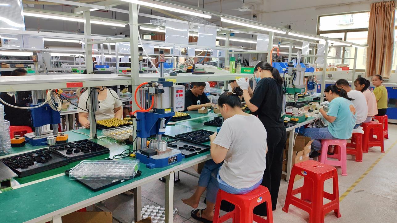 Motor rotor assembly and balancing at production line