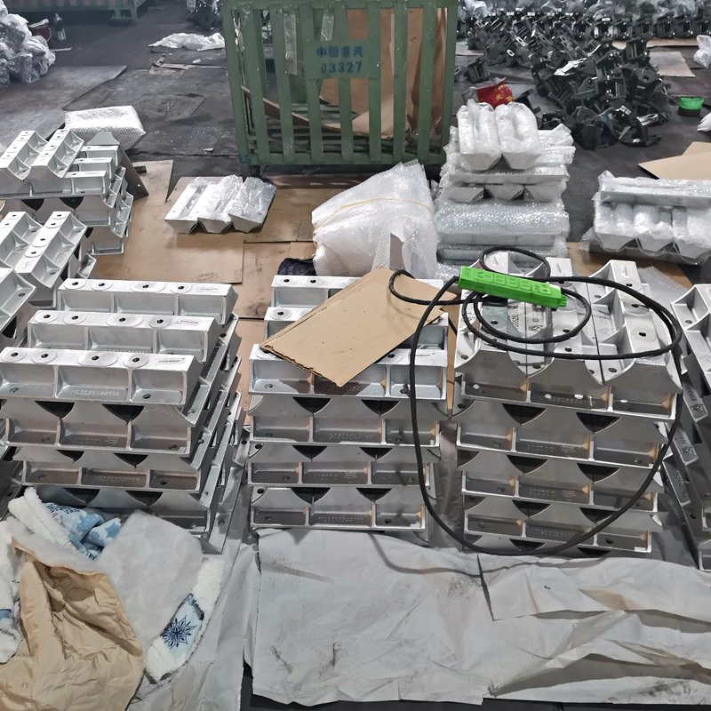 Componentes de rodillos de carretera OEM, piezas de montacargas, accesorios de equipo de elevación, piezas de carretilla elevadora, componentes de camión elevador, piezas de maquinaria de construcción, servicio personalizado