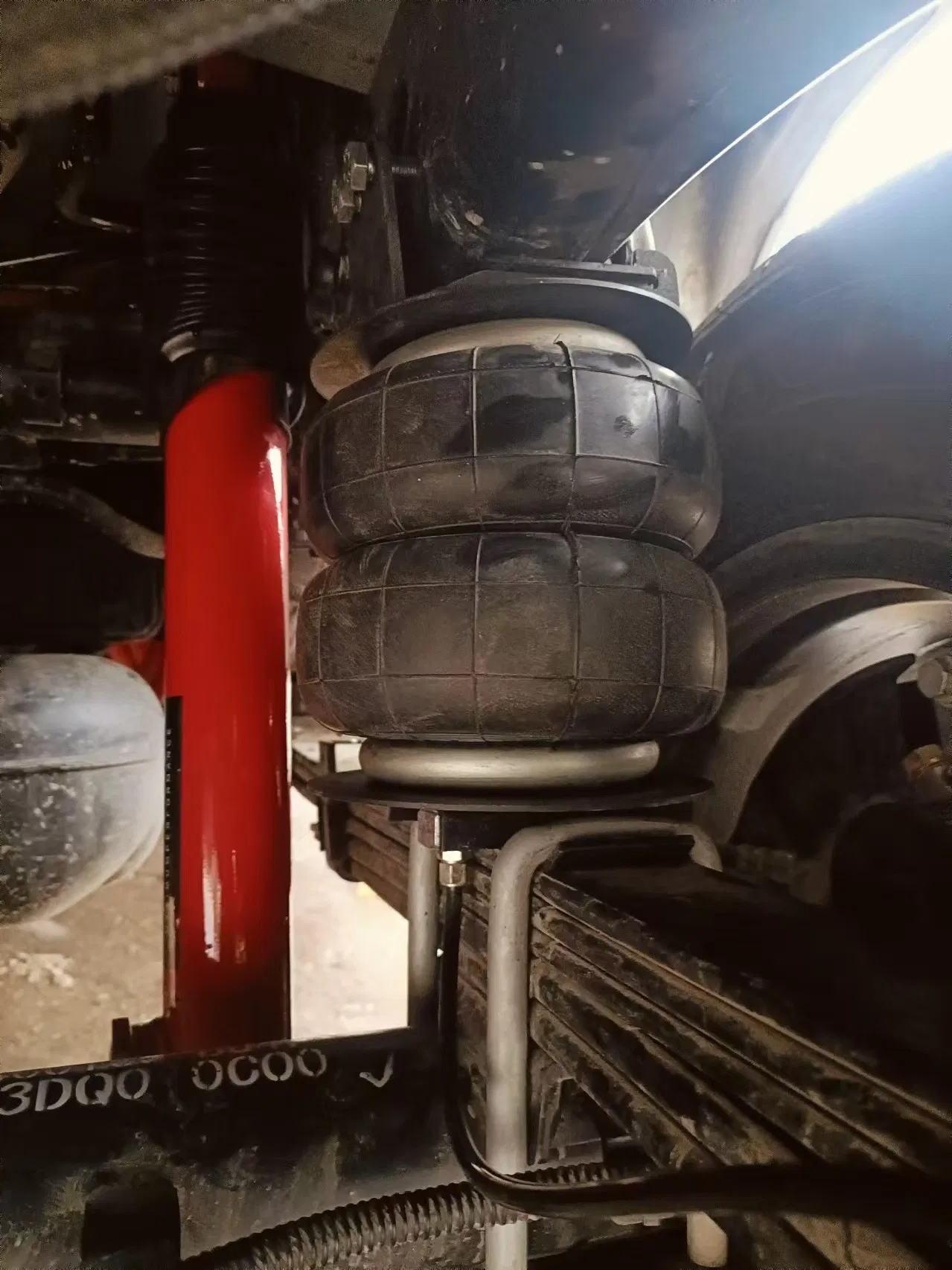 Juego completo de kits de suspensión de aire de goma para ayudar en la recogida para Toyota Hilux