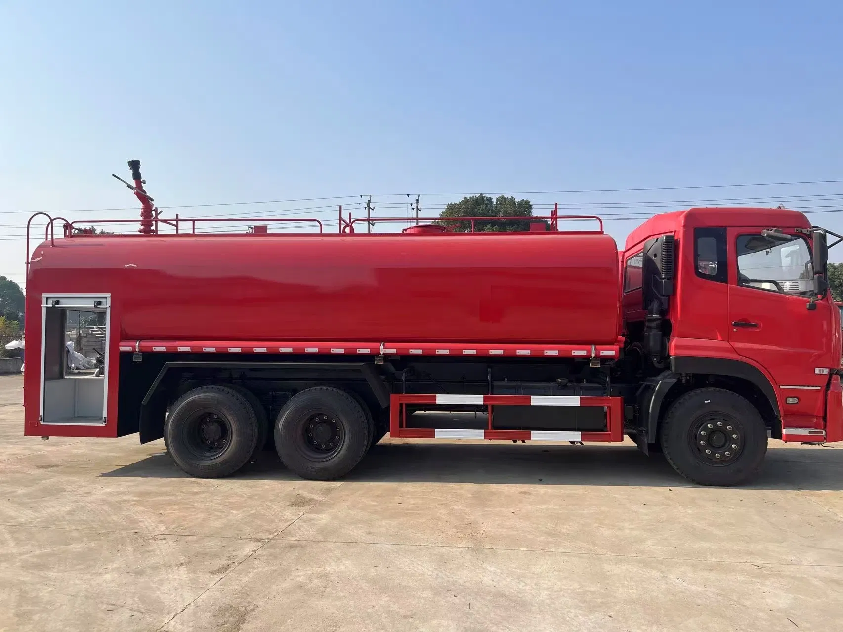 Camión de Bomberos Dongfeng 18t Camión de Rociadores de Incendio