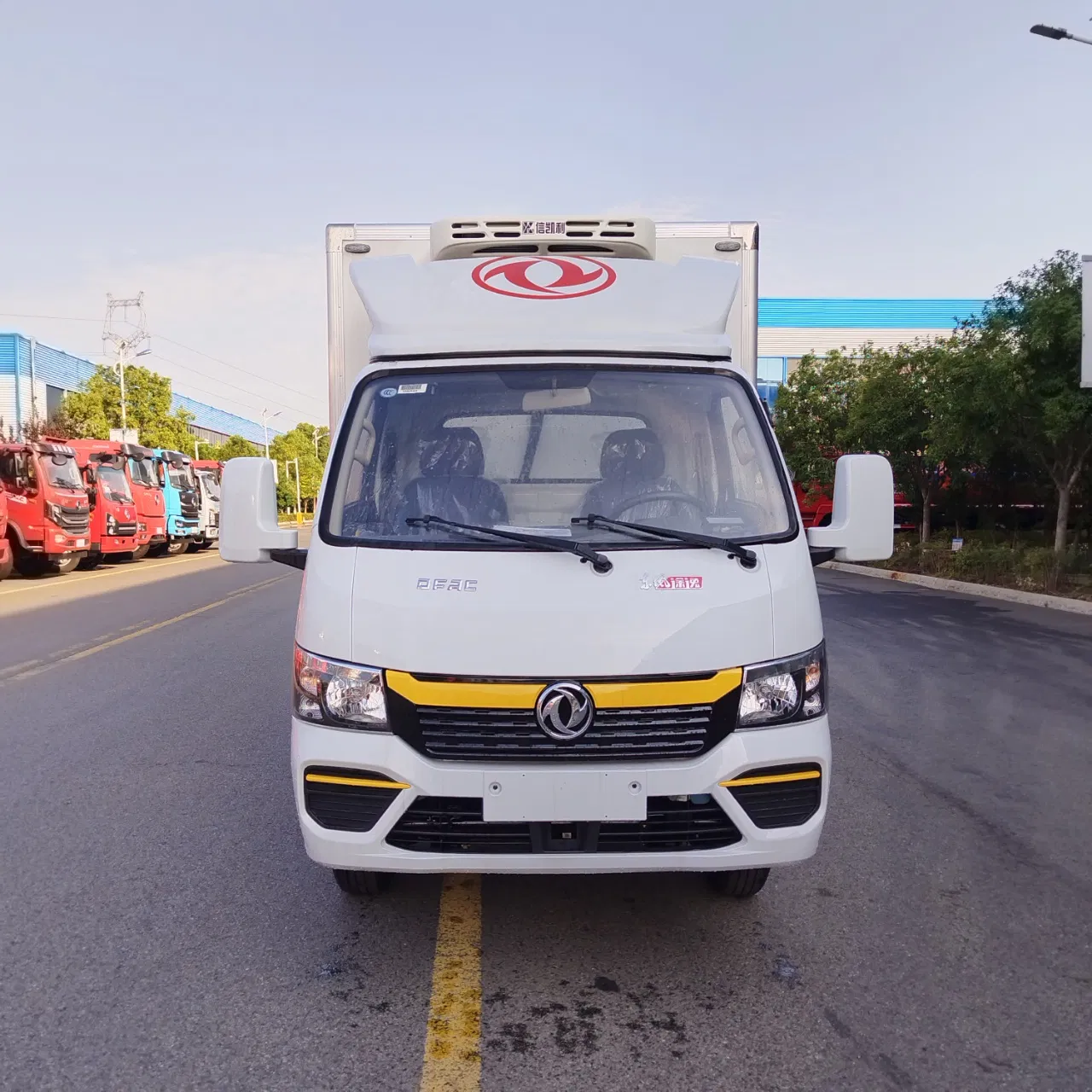 Reliable Dongfeng Refrigerated Truck for Efficient Cold Chain Transport