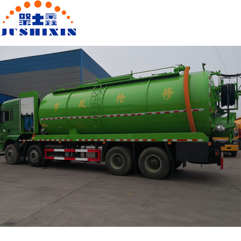 Green High Capacity Sanitation Vehicle Vacuum Sewage Suction Sewer Septic Cleaning Truck