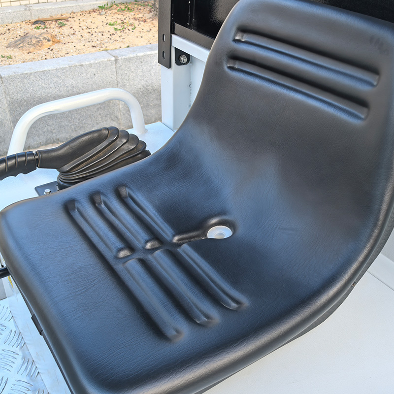 Advanced Commercial Battery-Powered Street Sweeper for Ultimate Clean