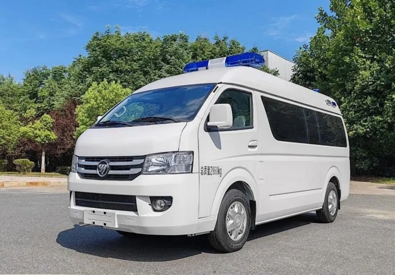 Foton G9 Manual Transfer Ambulance Monitoring Type Emergency Medical Vehicle The Manufacturer Is Selling at a More Favorable Price