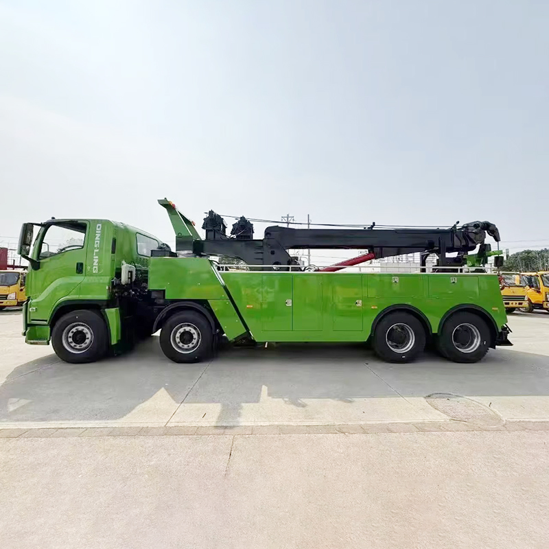 Japanese Brands 8X4 120 Ton Heavy Duty 360 Degree Rotation Wrecker Truck Wrecker Equipment Recovery Rescue and Towing Truck