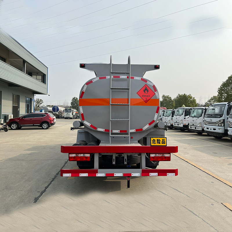 Dongfeng Fuel Tank Truck 8500L Aircraft Refueling Tanker Truck Oil Water Diesel Gasoline Delivery Transport Truck