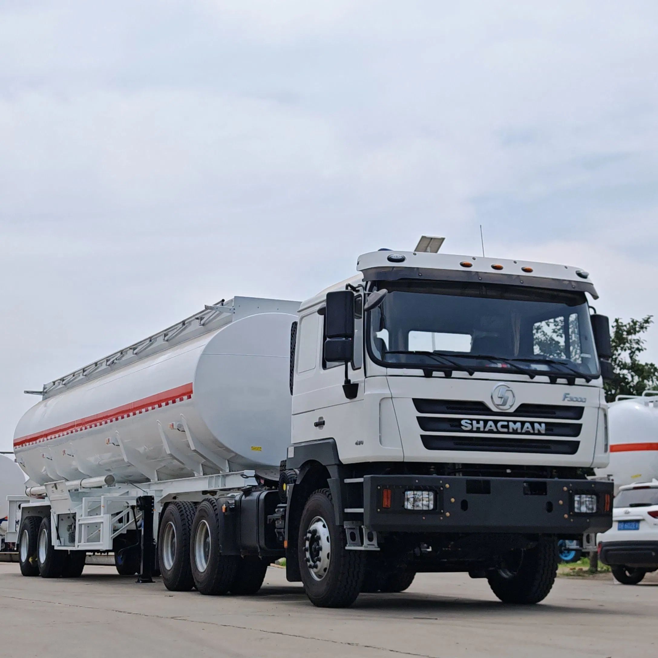 Cimc 3 Axles Oil Tank Trailer 40000L Fuel Tanker Trailer 30000L Petrol Tanker Trailer 30ton Diesel Tanker 40 Ton Carbon Steel Oil Tank Truck West Africa