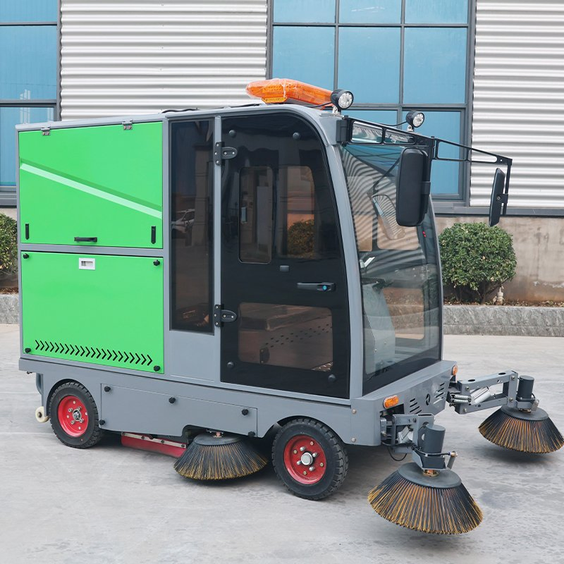China Small Asphalt Ride on Electric Wash Cart Cleaning Park Robotic Industrial Cleaner Brush Floor Street Car Factory Manual Truck Mini Vacuum Road Sweeper