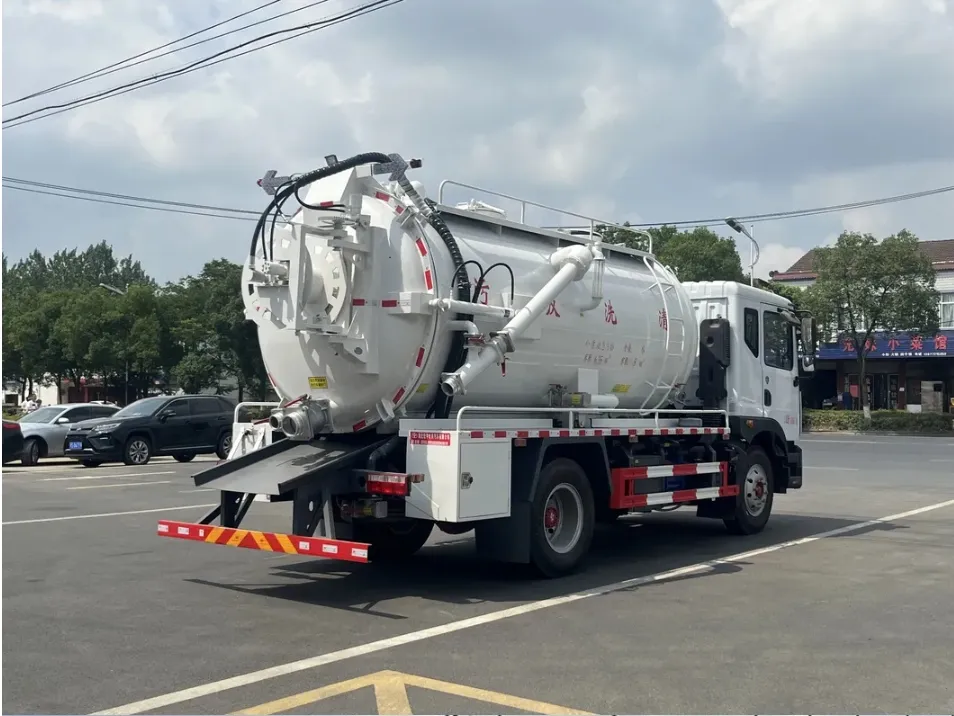 Sewage Suction Truck View 5