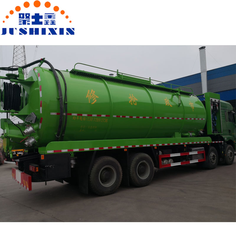 Green High Capacity Sanitation Vehicle Vacuum Sewage Suction Sewer Septic Cleaning Truck