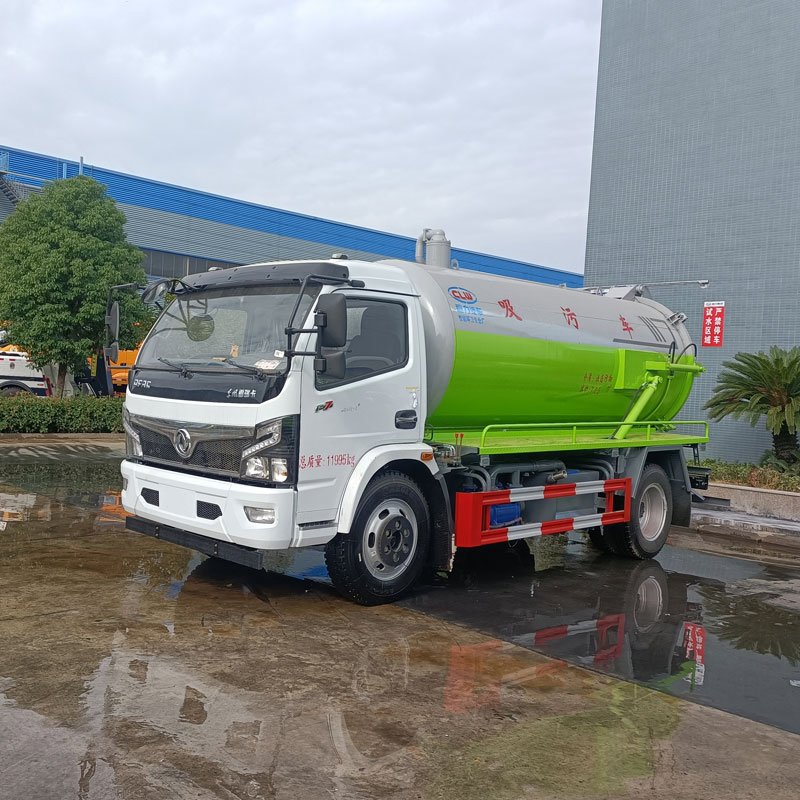 9000L Vacuum for Sludge and Mud Transportation Sewage Suction Truck