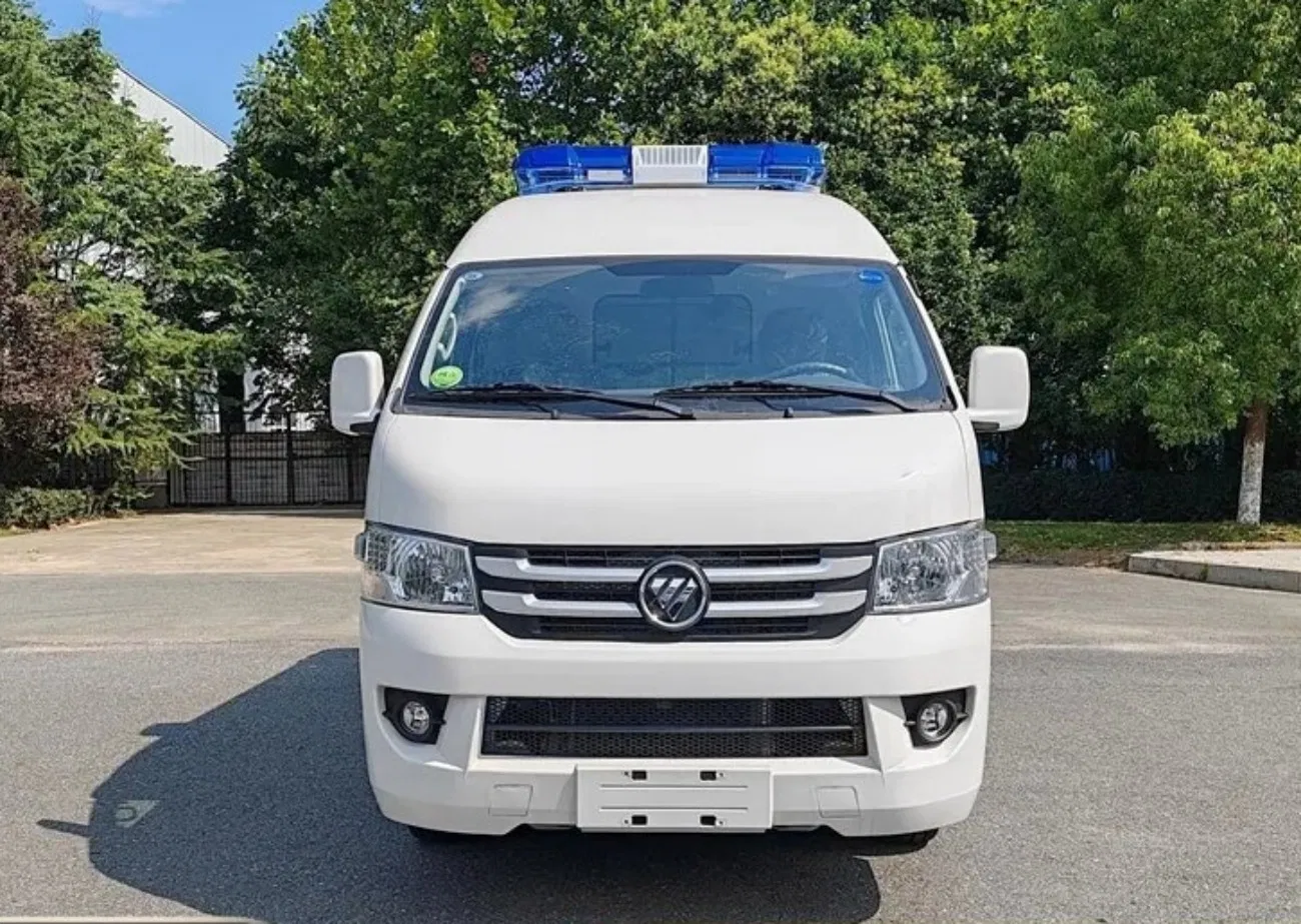 Foton G9 Manual Transfer Ambulance Monitoring Type Emergency Medical Vehicle The Manufacturer Is Selling at a More Favorable Price