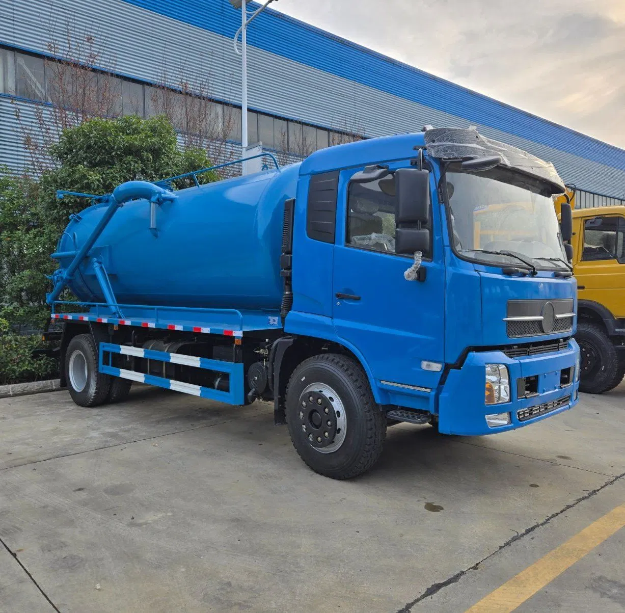 Heavy Vacuum Suction Truck, 10000L Vacuum Dung Suction Truck, Sewage Suction Truck
