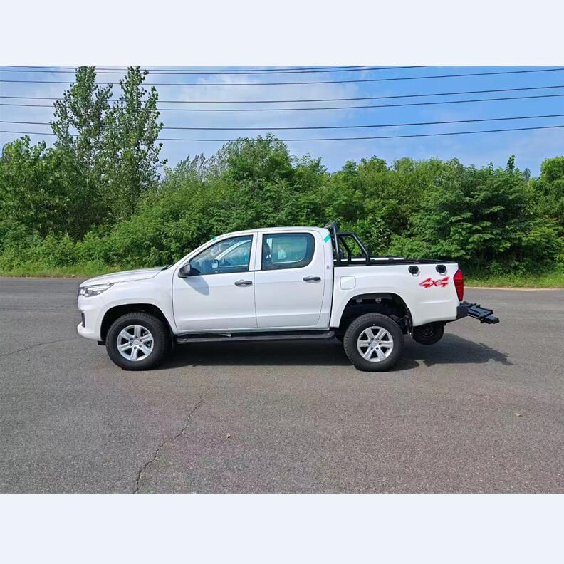 Factory Wholesale 5 Seater Cummins 163HP Foton 4*4 Pickup Tow Wrecker Lifting Truck