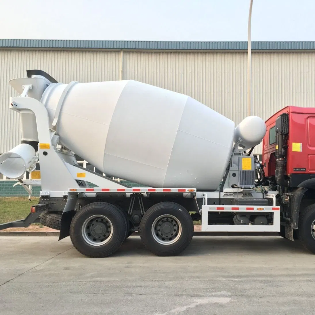 Factory Manufacturer Sinotruk HOWO Concrete Mixer Truck Heavy Duty Concrete Mixer Truck 6-16m3 Capacity Truck Low Price for Sale 371HP Sino Trucks Mixer