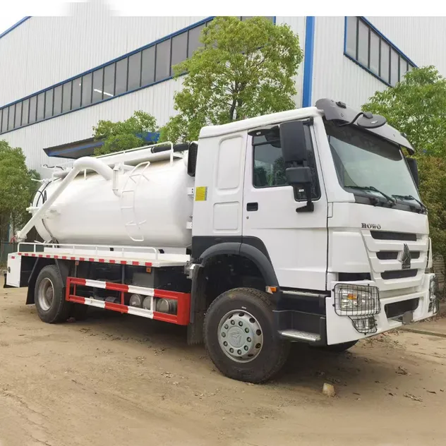 HOWO Suction Truck 1
