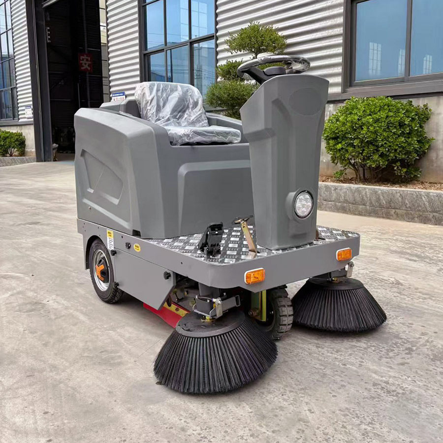 Electric Floor Street Sweeper Ride on Household Road Park Cleaning Sweeper Factory
