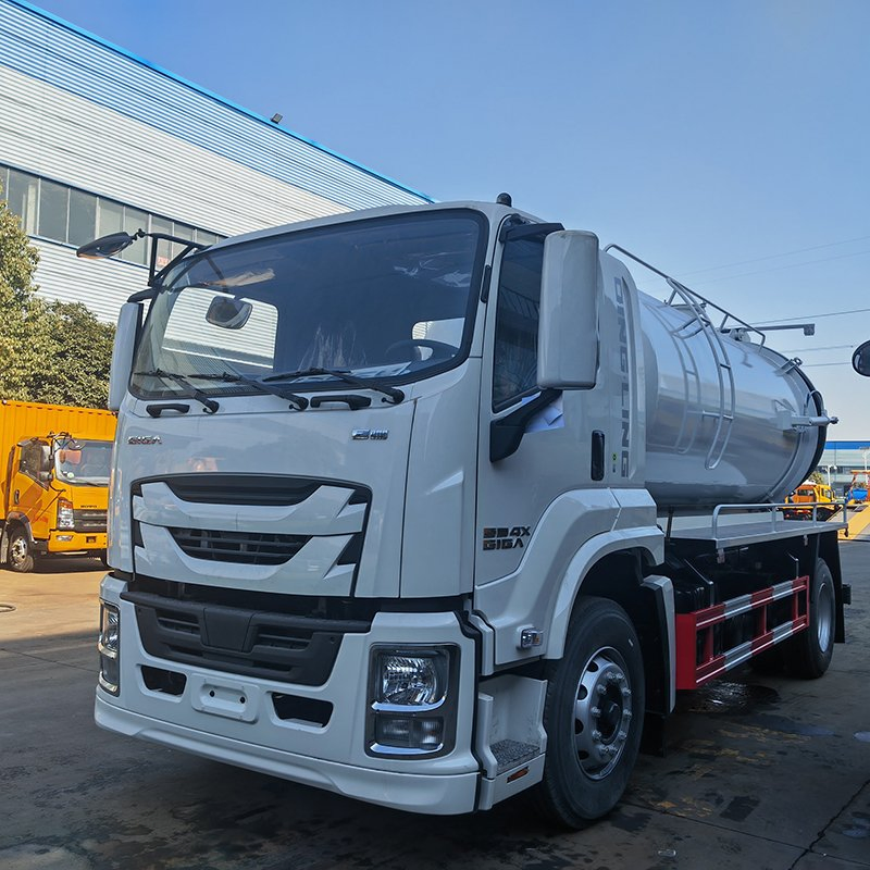 Isuzu Giga 4X2 High Pressure Cleaning Sewage Sewer Suction Tank Truck 15m3 Vacuum Cleaning Tank Truck