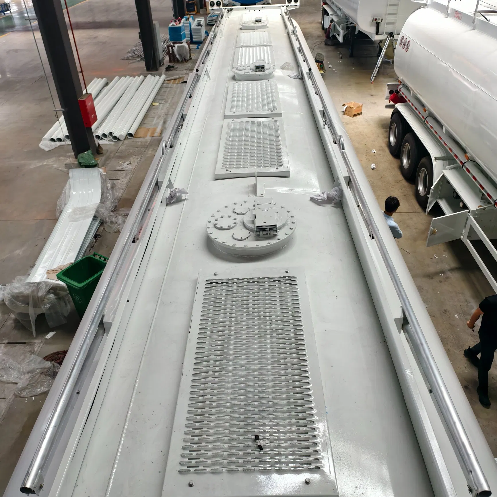 3 Axle Large Capacity Liquid Tanker Semi Trailer for Fuel Transport