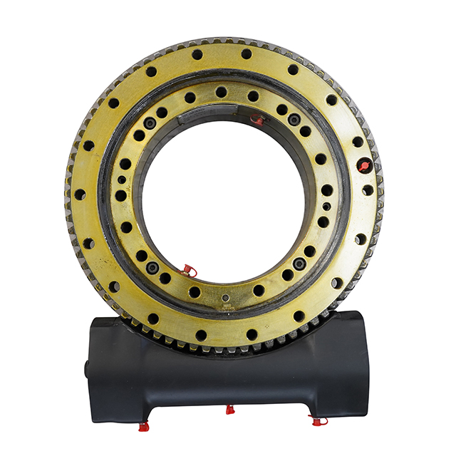 Vehicle-Mounted Aerial Work Equipment and Self-Propelled Straight-Arm Types Using Slewing Drive 400kN