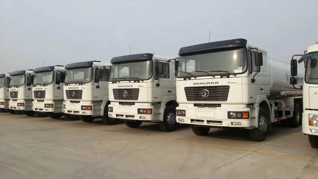 Shacman Water Bowser View 2