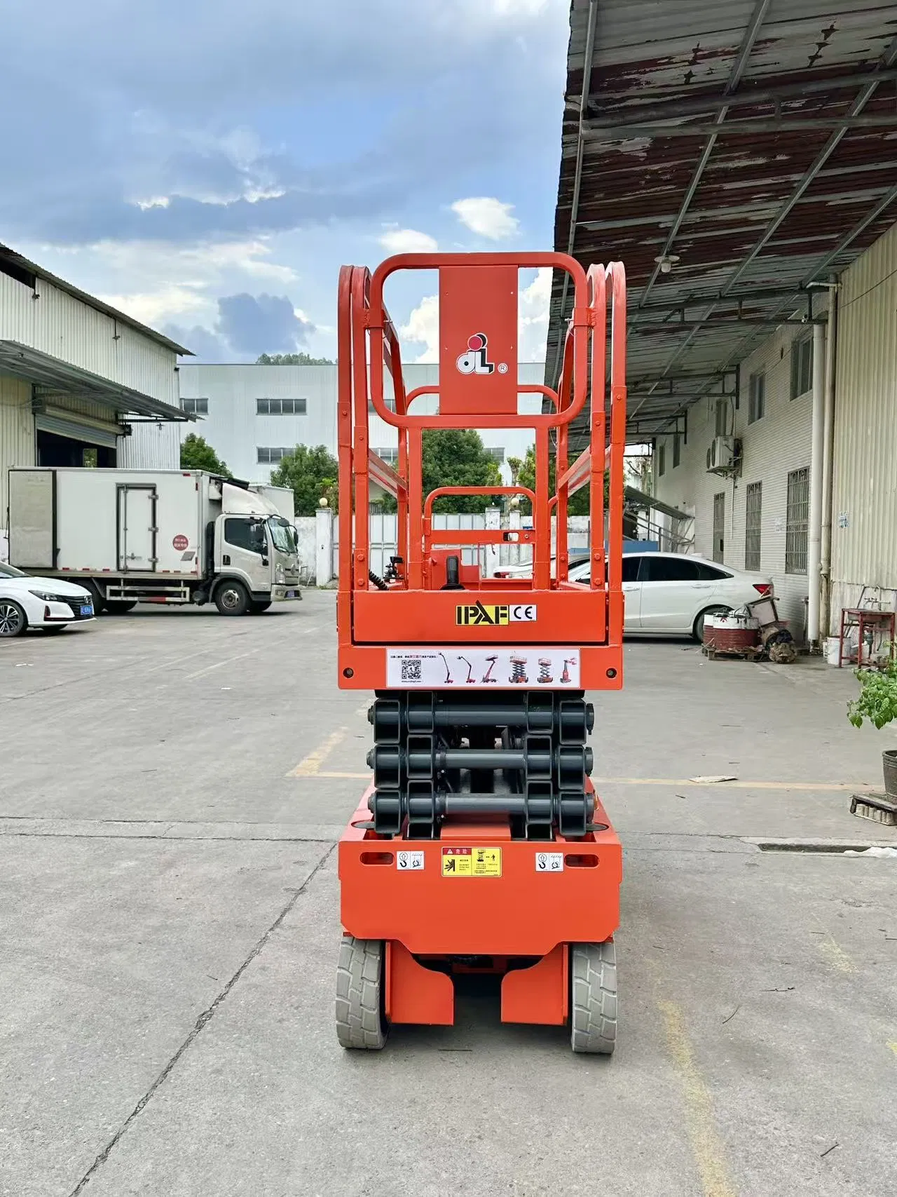 Electric High-Quality Refurbished and Efficient Scissor Type Aerial Work Platform