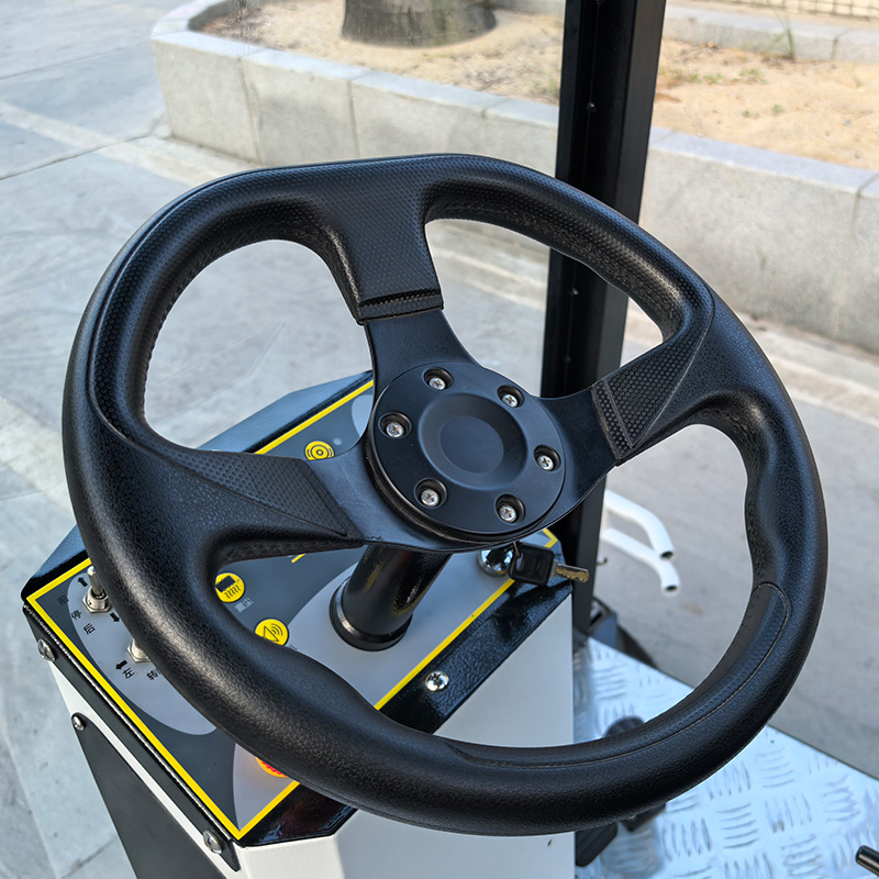 Advanced Commercial Battery-Powered Street Sweeper for Ultimate Clean