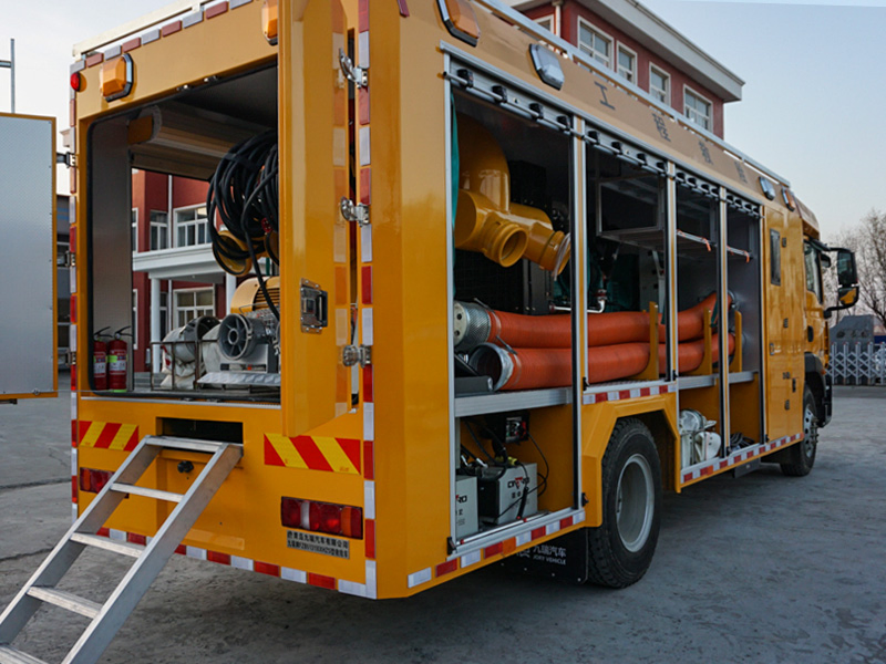Emergency Rescue Vehicle Flood Control Command Vehicle High Flow Drainage Vehicle