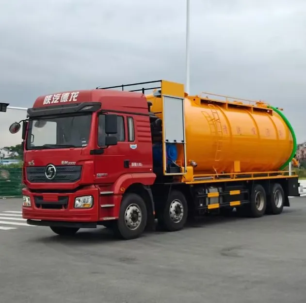SHACMAN Suction Truck 2