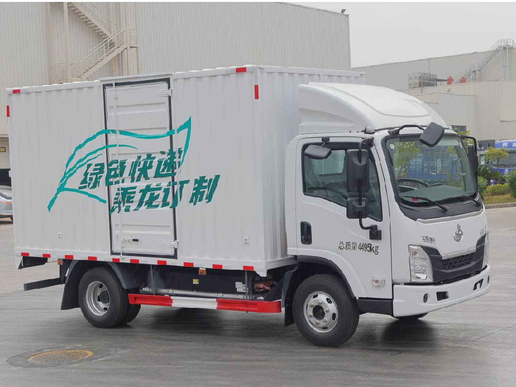 Chinese Chenglong Brand Hot Sale Refrigerated Truckm3 4X2 Vehicle Electric Light Cargo Truck Origin Type Maintenance Free