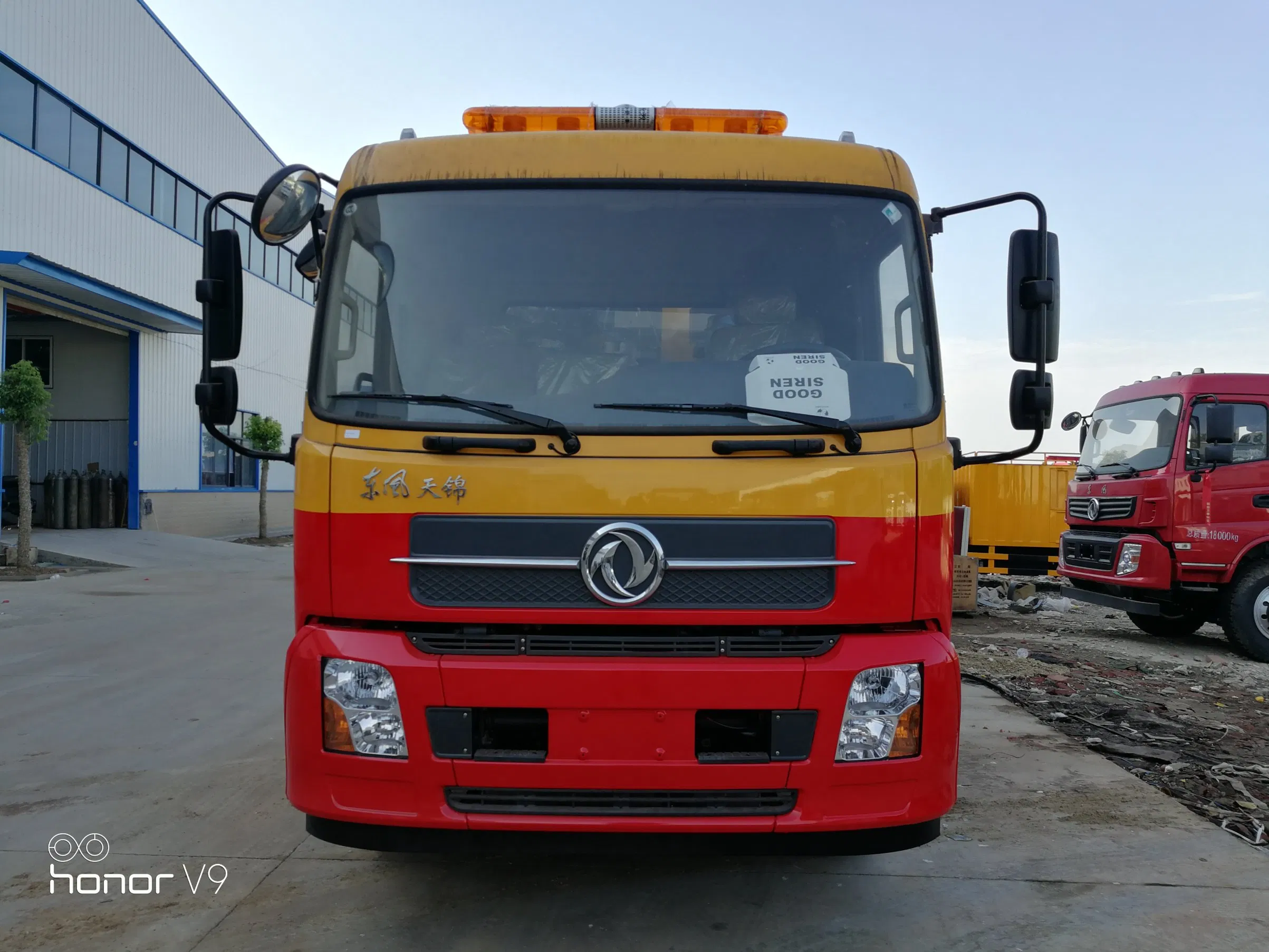 Hot Sale HOWO 10000L Vacuum Sewage Truck Sewage Tank Sewer Cleaning Sewerage Vacuum Suction Truck