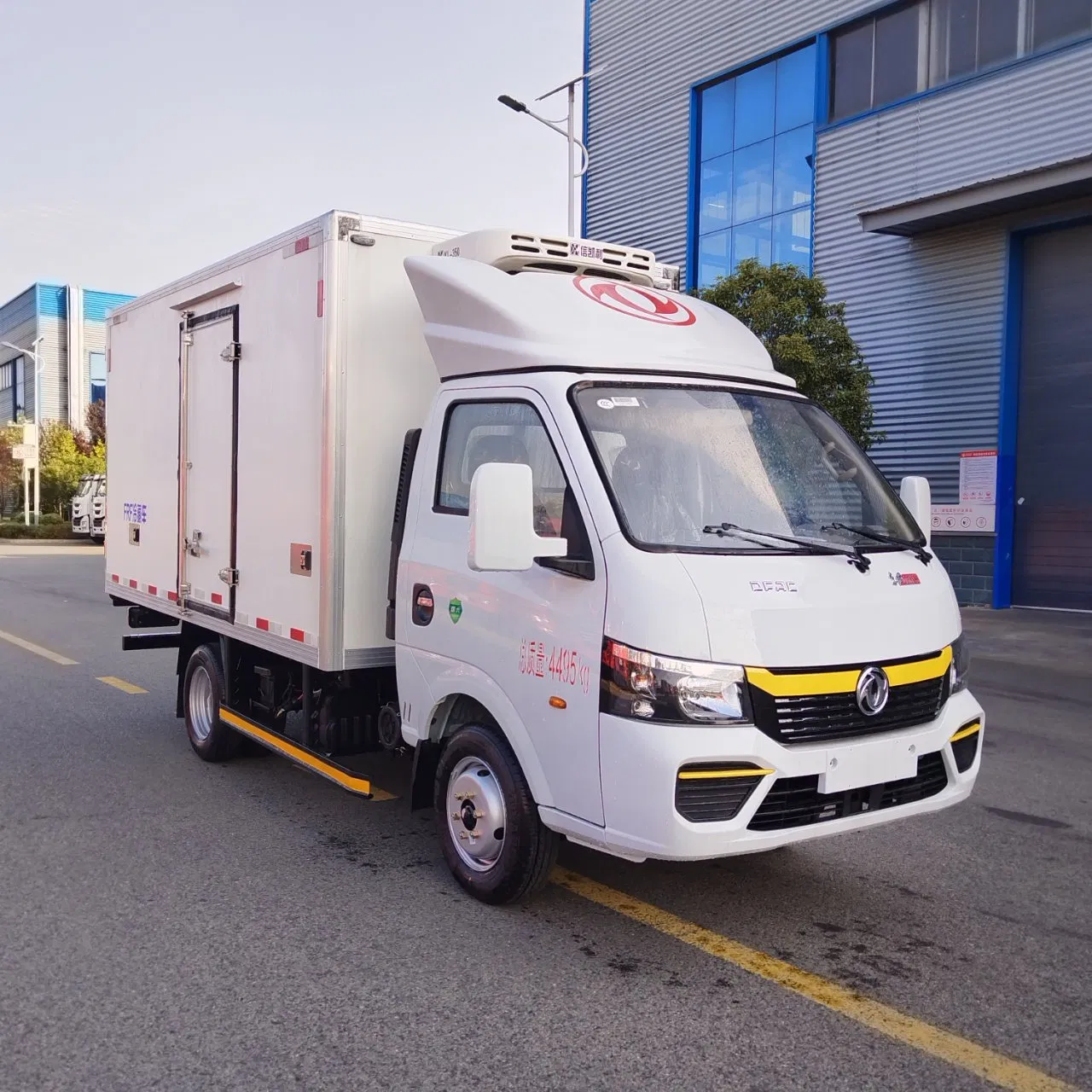 Reliable Dongfeng Refrigerated Truck for Efficient Cold Chain Transport