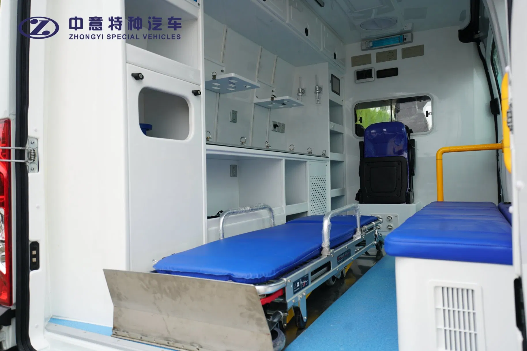 Comfortable Easy to Sterilize Emergency Ambulance for Accident Scene Rescue