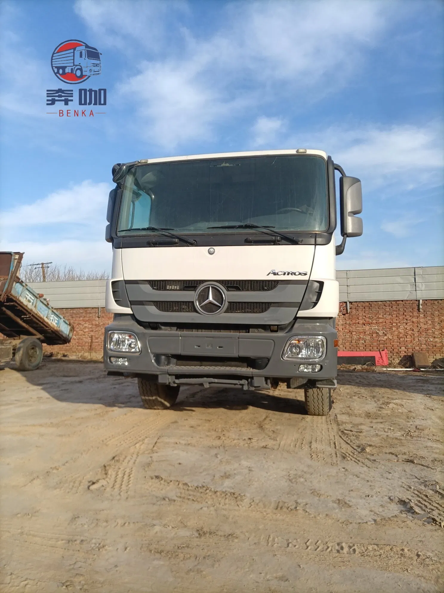 Customized Actros 6X4 Log Wood Timber Forest Logging Carrier Transport Truck Vehicle Semi Trailer for Sale Wood Transport Truck Timber Tansporter