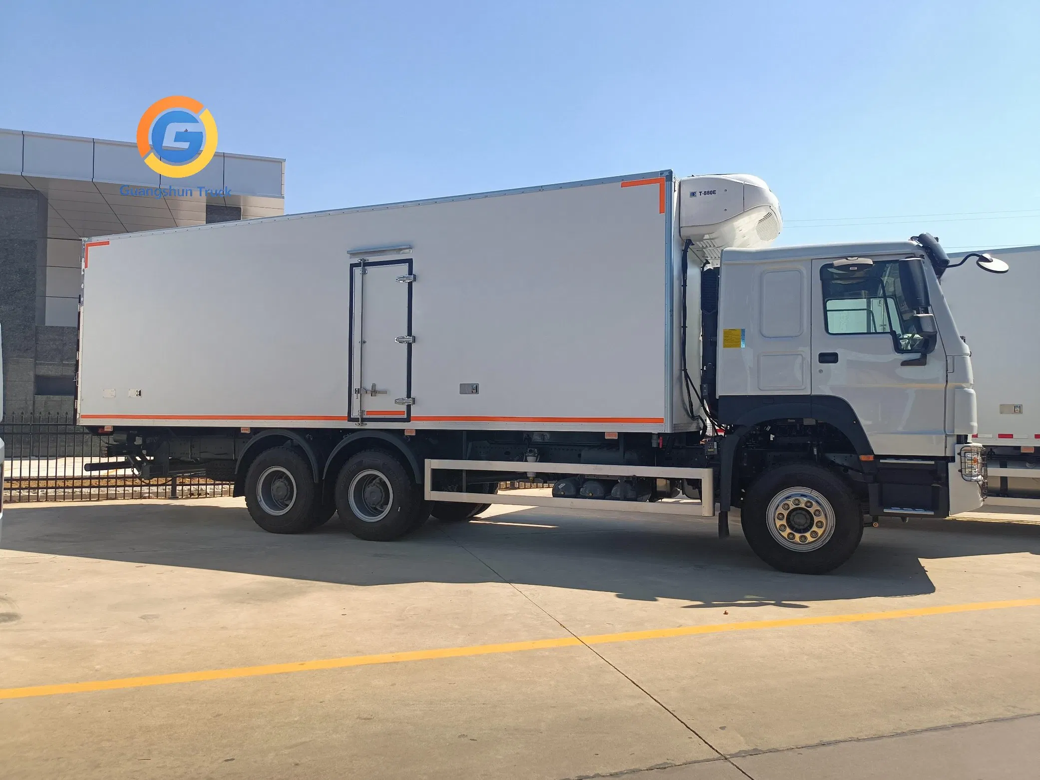 Dongfeng Sinotruk Jmc JAC Foton 20cbm 22cbm Theromo King Carrier Cold Refrigerator Ice Cream Truck Food Van Refrigerator Refrigerated Freezer Truck for Sea Food