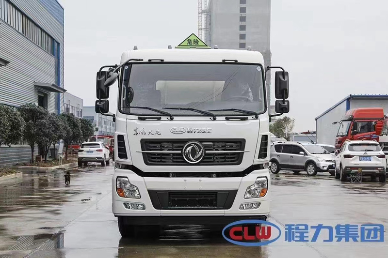 Dongfeng Rear Double-Axle Aluminum Alloy Fuel Tanker Truck - 5182 Aluminum Alloy Material - Dongfeng 300 Horsepower