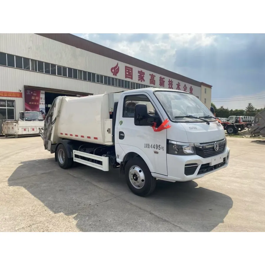 Refuse Compactor Truck 3