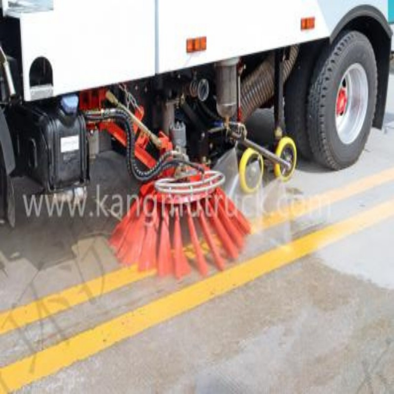 High-Quality HOWO 20000L Water Bowser for Efficient Water Transport