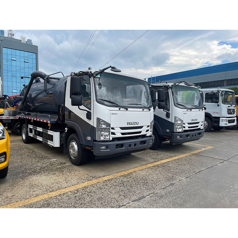 Isuzu 6000L Sewage Suction Truck 4X2 Vacuum Septic Fecal Cleaning Tanker Truck