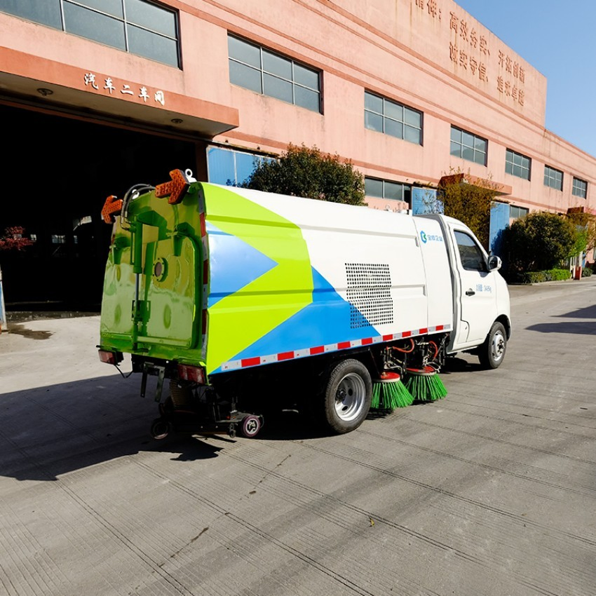 3.5TONS cleaning dongfeng outdoor vacuum baggerroad electric city road street sweeper truck