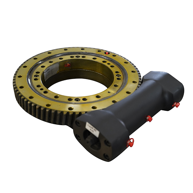 Vehicle-Mounted Aerial Work Equipment and Self-Propelled Straight-Arm Types Using Slewing Drive 400kN