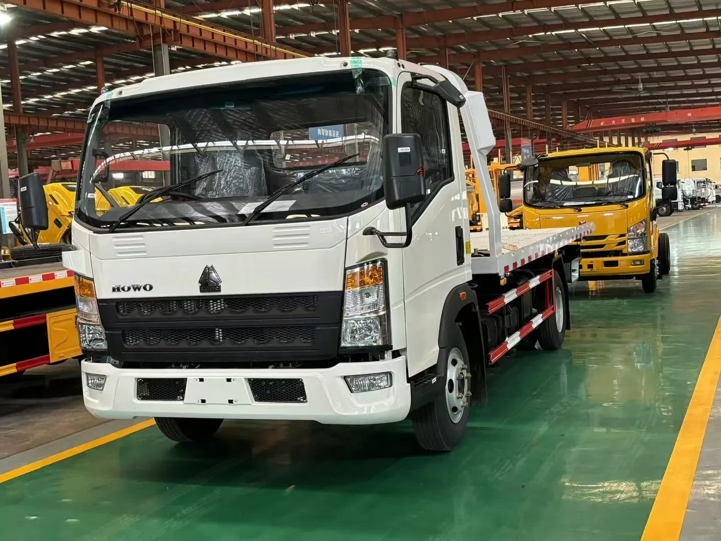 HOWO 5tons Platform Wrecker Truck Towing Truck with Winch for Road Rescue